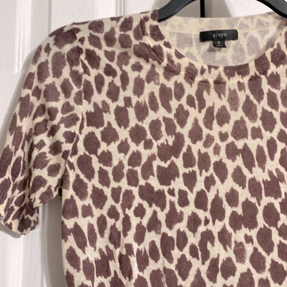 CUTE J Crew animal print knit silk blend lightweight top sweater shirt SMALL - Picture 2 of 13